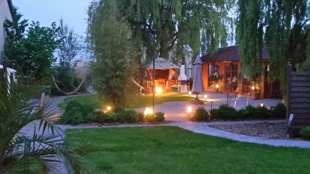 Het Filipijns Slaaphuisje Hooglede Extérieur photo
